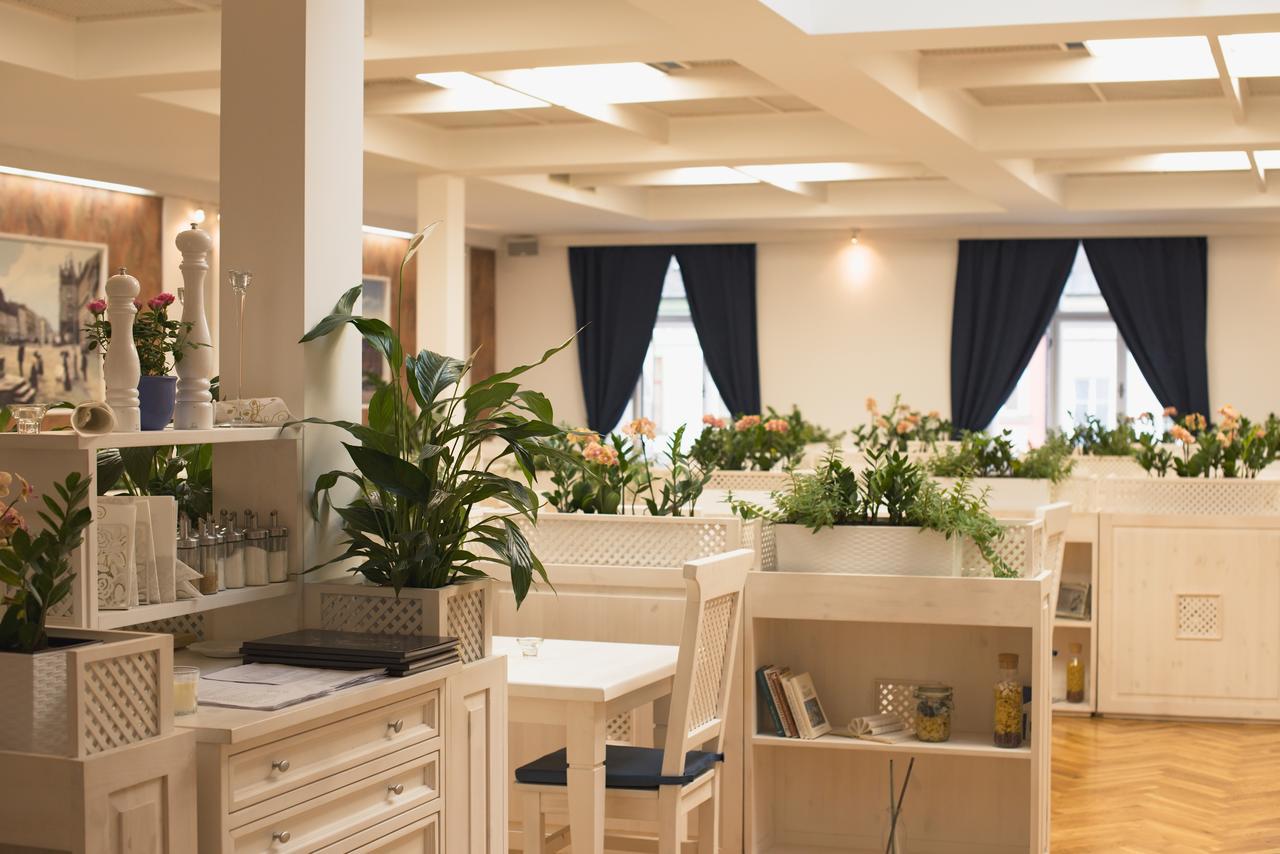 Hotel Slavia Svitavy Extérieur photo