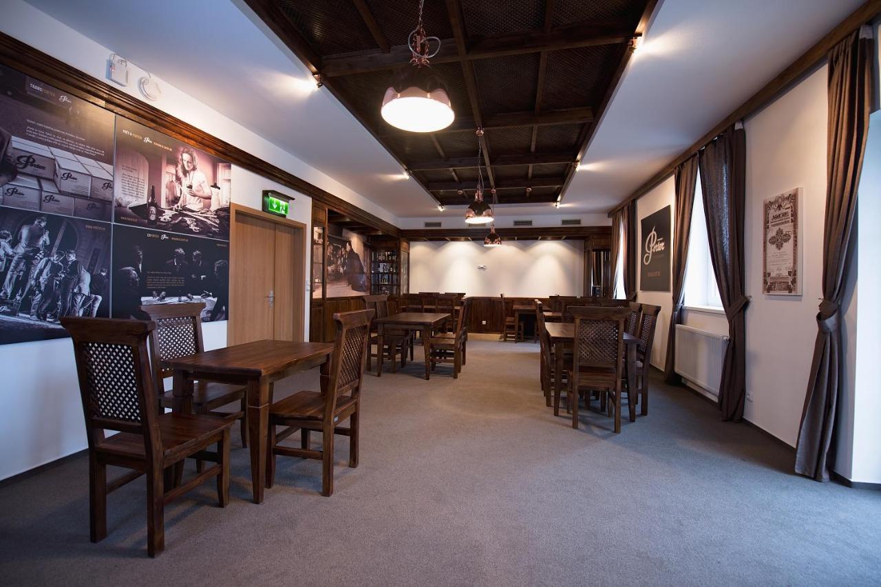 Hotel Slavia Svitavy Extérieur photo