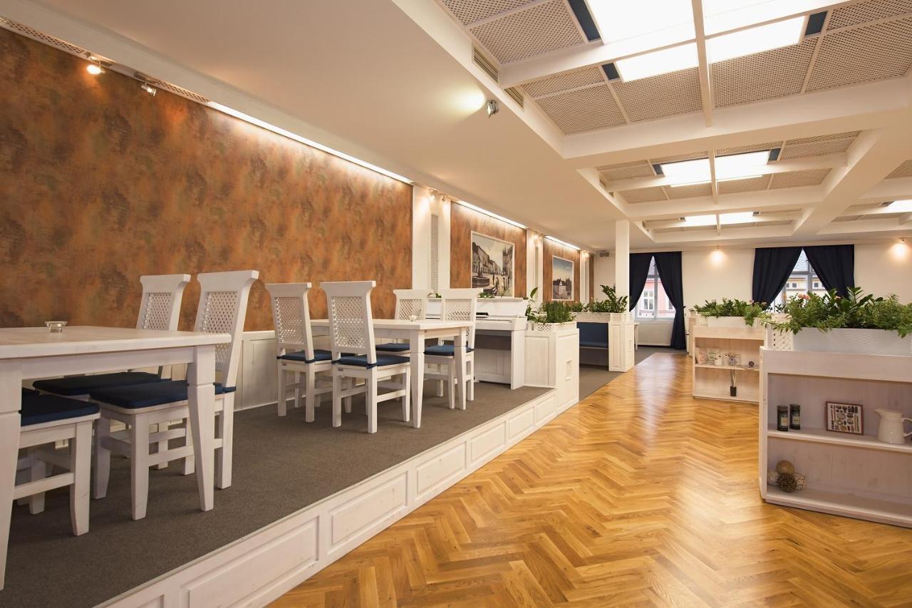 Hotel Slavia Svitavy Extérieur photo